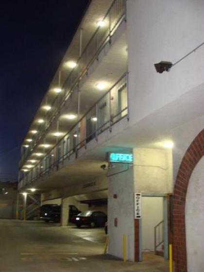 Horizon Inn Motel - image 1