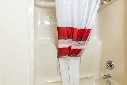 Red Roof Inn Hardeeville - image 11