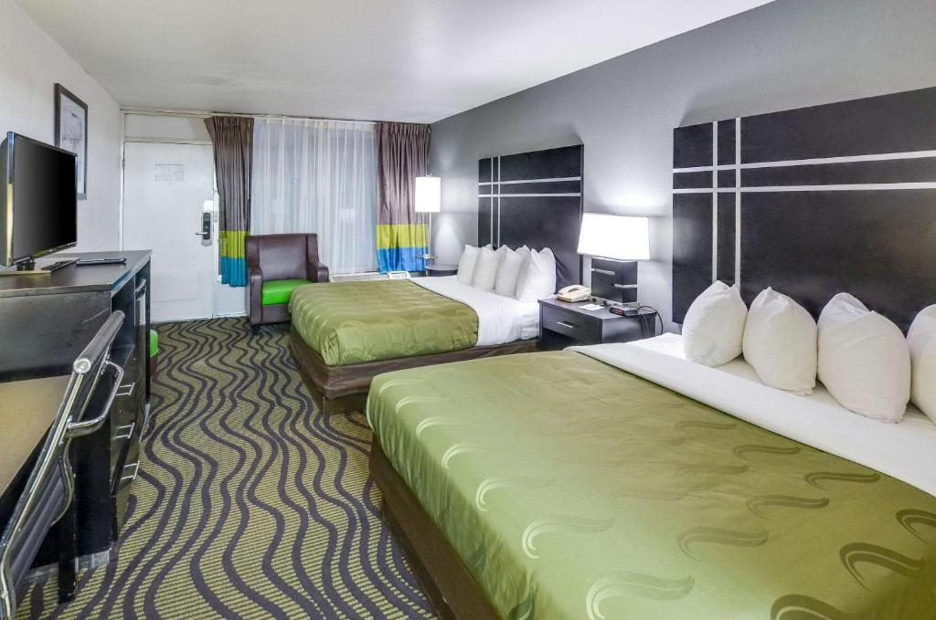 Quality Inn & Suites Hardeeville - Savannah North - Renovated with Hot Breakfast Included - main image