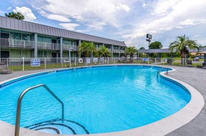 Quality Inn & Suites Hardeeville - Savannah North - Renovated with Hot Breakfast Included - image 6