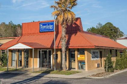 Travelodge by Wyndham Hardeeville - image 11