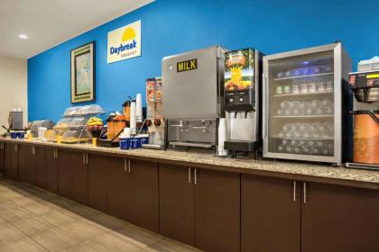 Days Inn by Wyndham Hardeeville/ I-95 State Line - image 3
