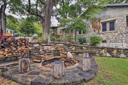 Historic Hardy House on Main Street with Fire Pit! - image 14