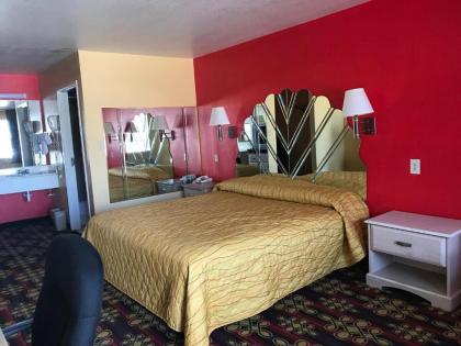 Heights Inn - image 2