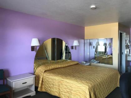 Heights Inn - image 5