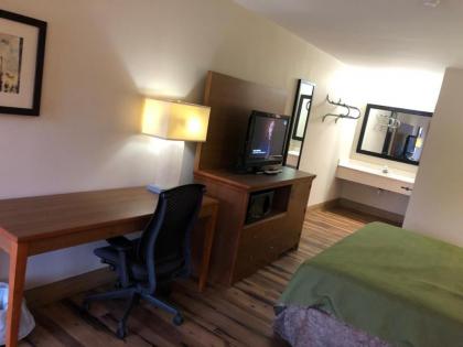 Countryside Inn - image 5