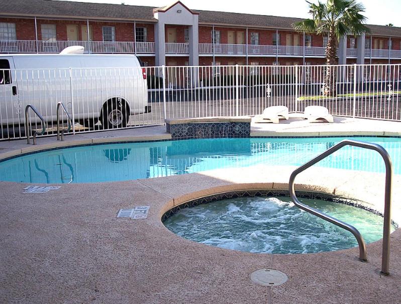 Value Inn & Suites - Harlingen - main image