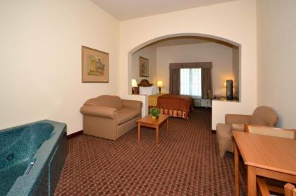 Best Western Casa Villa Suites - image 5