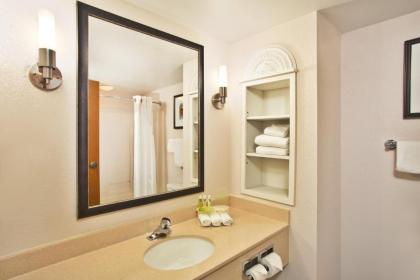 Holiday Inn Express Hotel and Suites Harrington - Dover Area an IHG Hotel - image 21
