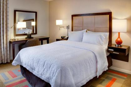 Hampton Inn Harrisonburg - University - image 11
