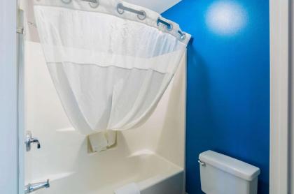 Quality Inn Harrisonburg I-81 - image 9