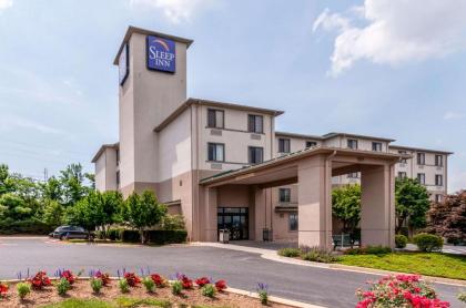 Sleep Inn  Suites Harrisonburg near University