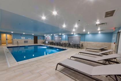 Holiday Inn Express & Suites - Harrisonburg University Area  an IHG Hotel