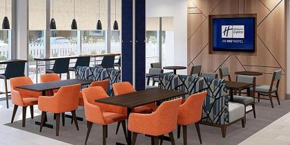 Holiday Inn Express & Suites - Harrisonburg University Area  an IHG Hotel - image 9