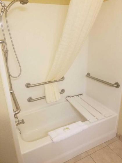 Cobblestone Inn & Suites - Hartington - image 3