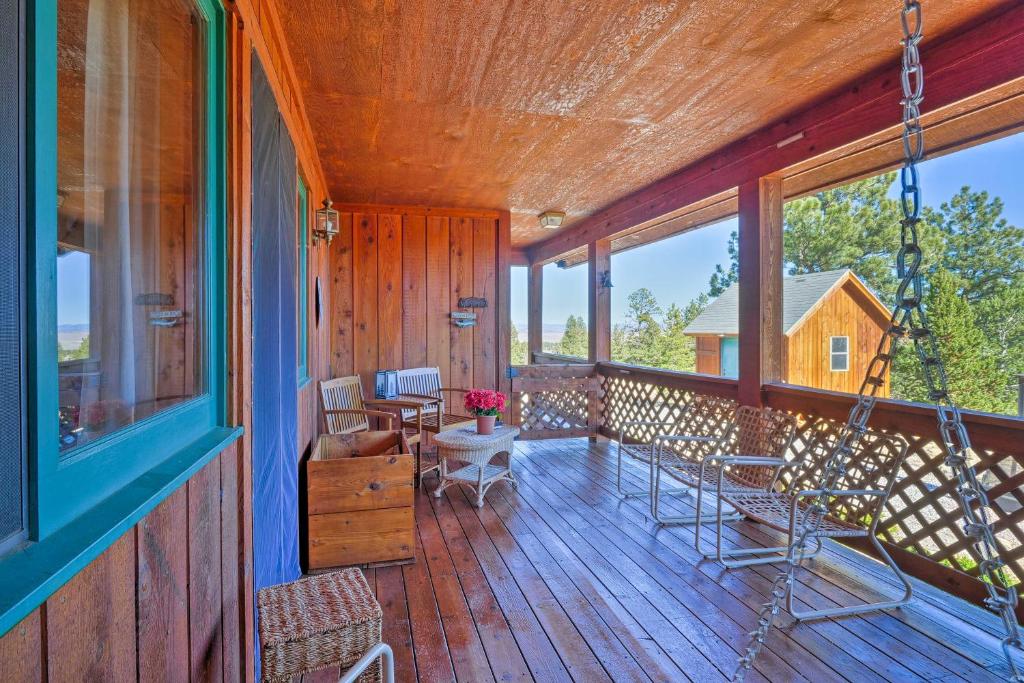 Ranch of the Rockies Cabin on 4 Acres with Mtn Views! - image 3