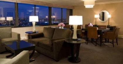 Hilton Hasbrouck Heights-Meadowlands - image 12