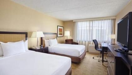 Hilton Hasbrouck Heights-Meadowlands - image 20