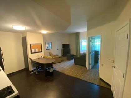 Candlewood Suites Hattiesburg an IHG Hotel - image 12