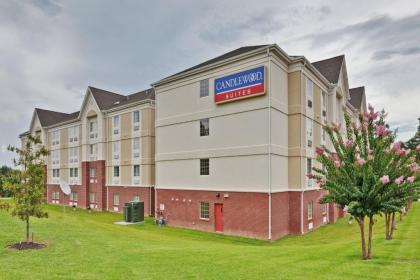 Candlewood Suites Hattiesburg an IHG Hotel - image 2