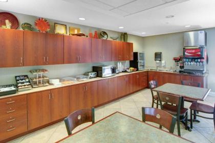 Microtel Inn & Suites by Wyndham Hattiesburg - image 15