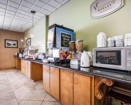 Sleep Inn & Suites Hattiesburg - image 13