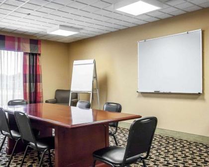 Sleep Inn & Suites Hattiesburg - image 5