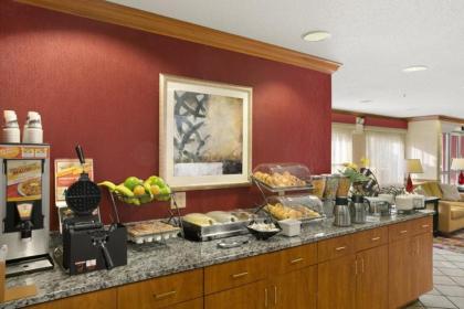 Baymont by Wyndham Evansville North/Haubstadt - image 11