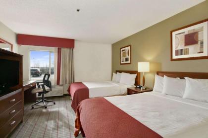 Baymont by Wyndham Evansville North/Haubstadt - image 7