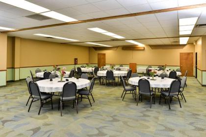 Quality Inn - image 2