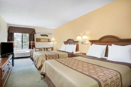 Days Inn by Wyndham Burlington East - image 12