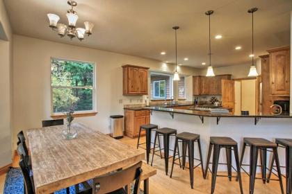 Spacious Hayden Lake House - 3 Minutes to Marina! - image 12
