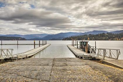 Spacious Hayden Lake House - 3 Minutes to Marina! - image 15