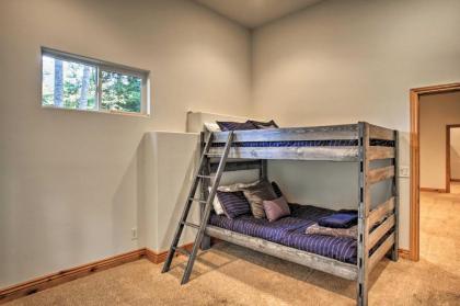 Spacious Hayden Lake House - 3 Minutes to Marina! - image 8