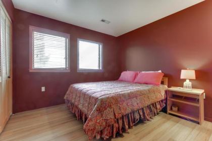 Starling Lake House - image 11