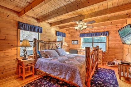 Rivers Edge - Ultimate Riverfront Getaway - image 12