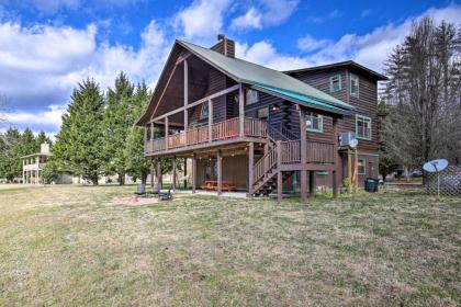 Rivers Edge - Ultimate Riverfront Getaway - image 3