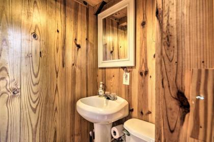 Tiny Home in Hayesville with Deck Near Trails! - image 11