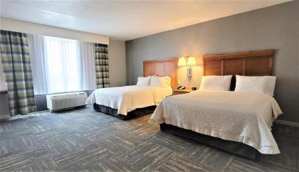 Hampton Inn Hays-North of I-70 - image 10