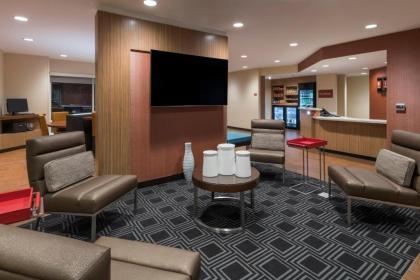 Towneplace Suites By Marriott Hays - image 14