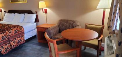 Regency Travel Inn - image 9
