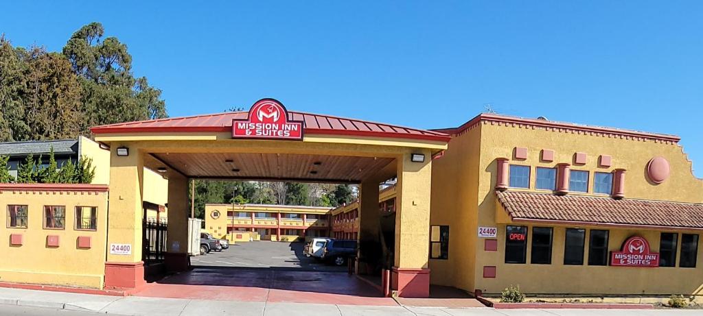 Days Inn & Suites Hayward - main image