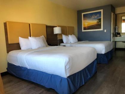Days Inn by Wyndham Hayward Airport - image 10