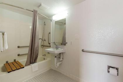 Motel 6 Hayward CA- East Bay - image 4