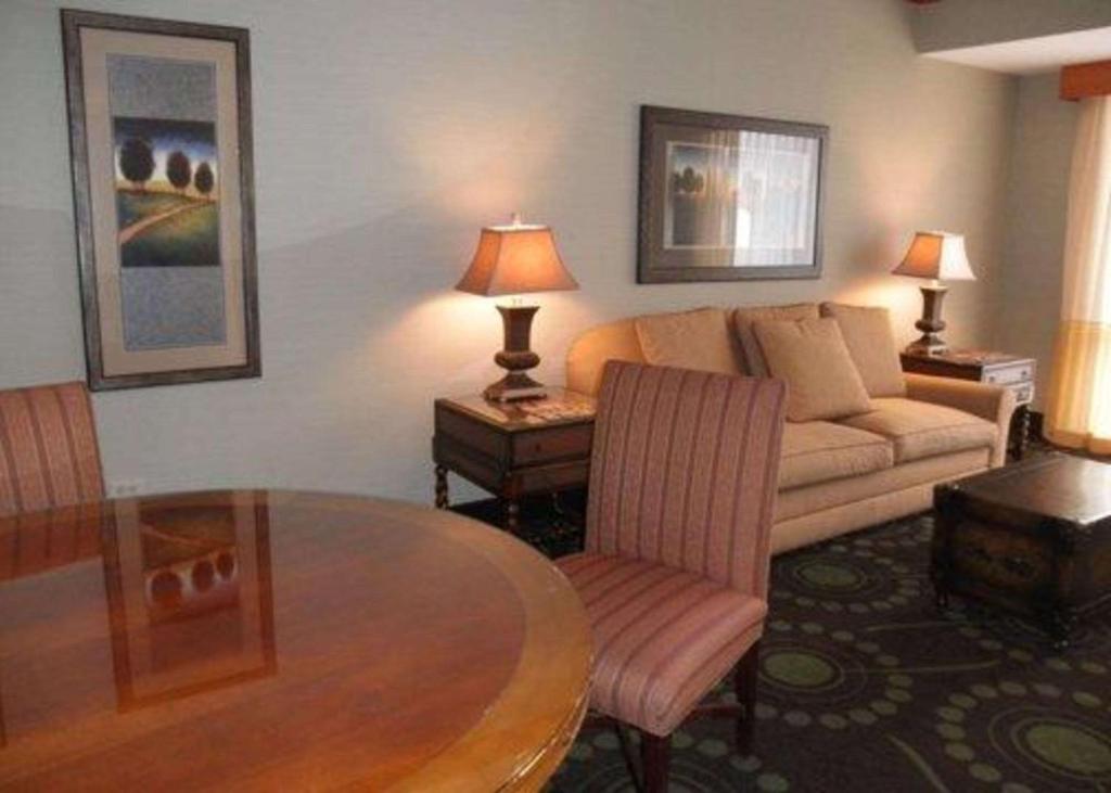 Quality Inn Florissant-St Louis - main image