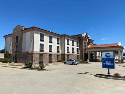Best Western St. Louis Airport North Hotel & Suites - image 12