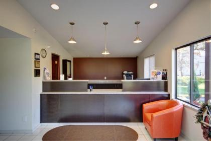 Americas Best Value Inn Heath-Newark - image 13