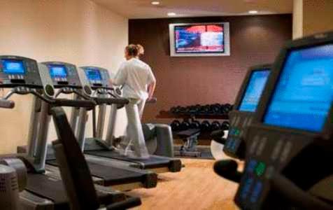 DoubleTree by Hilton Cincinnati Airport - image 5