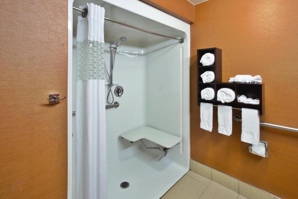 Hampton Inn Cincinnati Airport-North - image 5