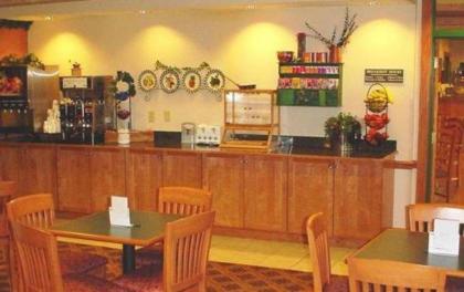 Country Inn & Suites by Radisson Cincinnati Airport KY - image 7